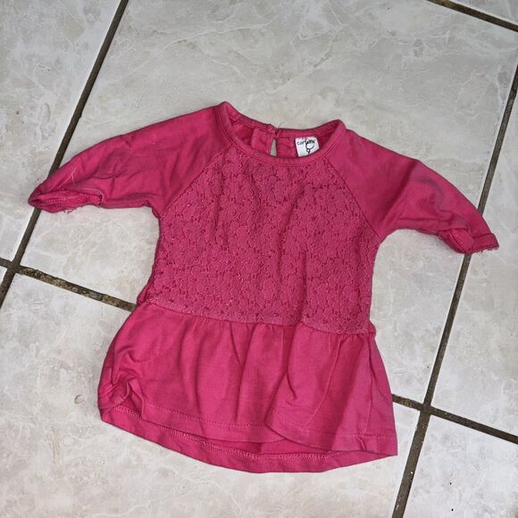 421. Carter's pink long sleeve dress size 9 months - Picture 1 of 2